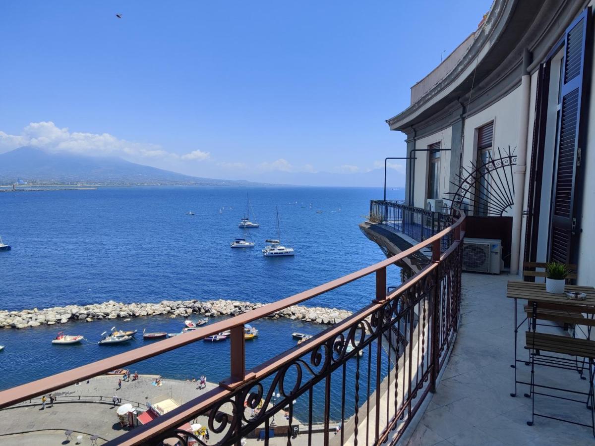 Santa Lucia Luxury Apartment Napoli Eksteriør bilde