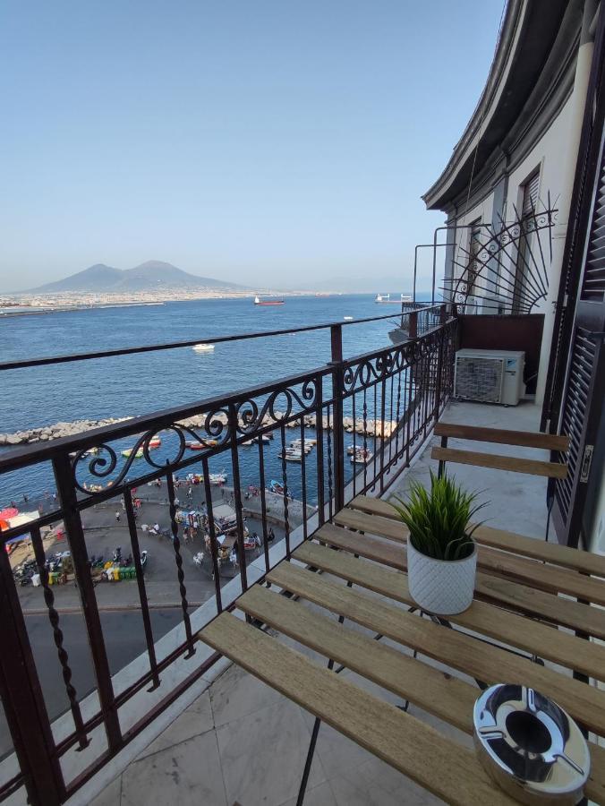 Santa Lucia Luxury Apartment Napoli Eksteriør bilde